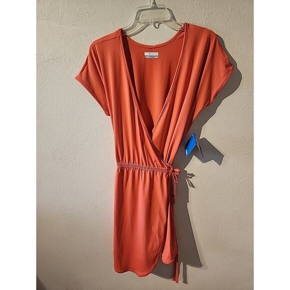 Columbia Dresses & Skirts - Columbia Womens M Dress Chill River Wrap Coral Knit Omni Freeze Cool Comfort New
